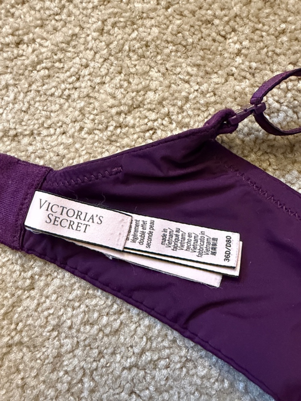 Victoria's Secret THE T-SHIRT
Push-Up Wireless Comfort Bra in Vibrant Purple 36D - Picture 5 of 7